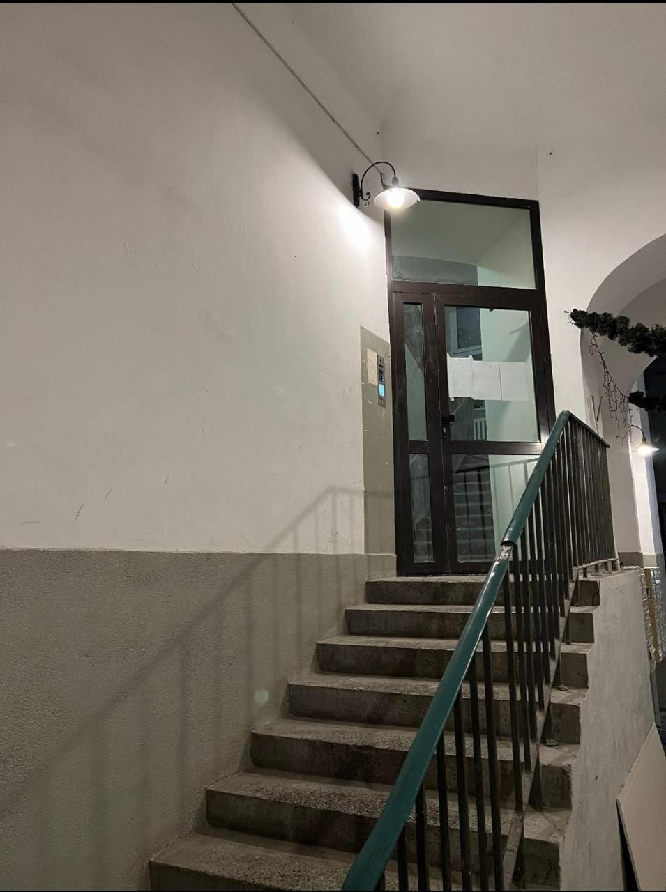 Stylish Apartment In The Centre -By Hik Apartments วอร์ซอ ภายนอก รูปภาพ